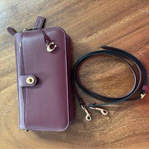 Elegant Burgundy Leather Crossbody Bag